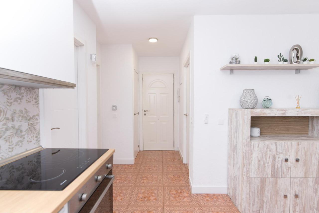 Sea View, Newly Renovated, 2 Bedrooms Apartment In Costa Adeje Buitenkant foto